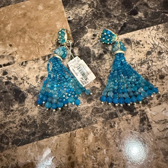 Kendra Scott Cecily Clip On Earrings in Teal Agate - Picture 7 of 13